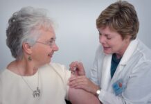 How much do nurse practitioners make?